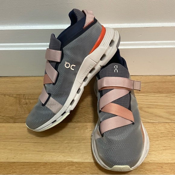 On Clounova Wrap Low Top Sneakers - Picture 5 of 10